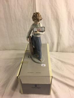 Collector Lladro Porcelain #5810 Musically Inclined Lladro Figurine W/Original Box Size:11"tall