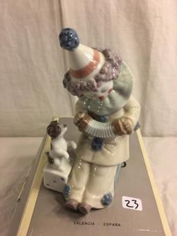 Collector Lladro 1985 Lladro Figurine Clown Pierrot w/Concertina and Puppy # 5279 Retired 8'tall