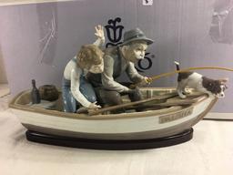 Collector Vintage 1984 Lladro Fishing with Gramps #05215 Figurine w/ 22"x11" box