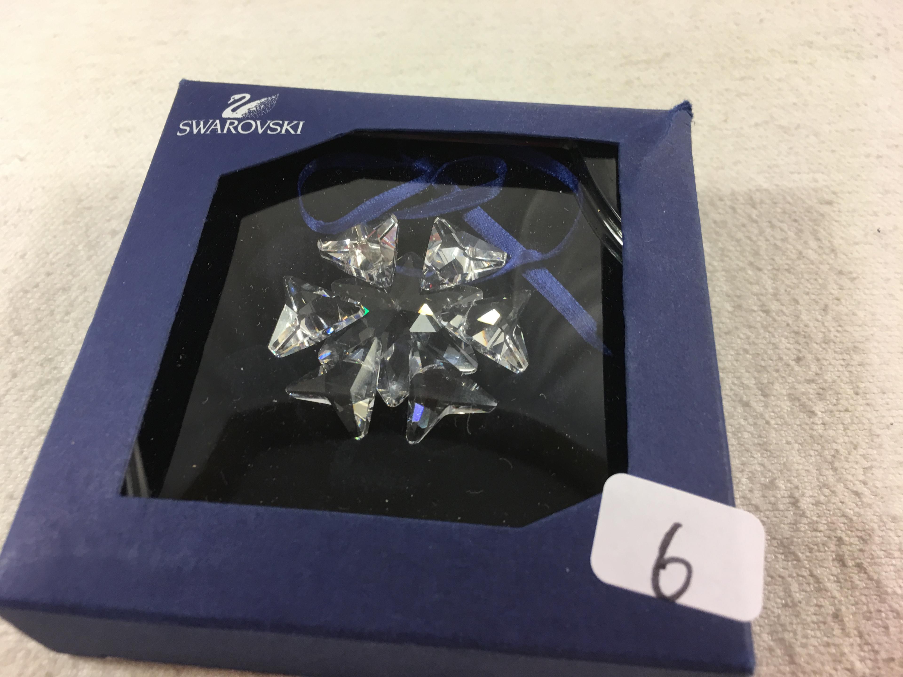 Collector Swarovski Crystal Star Rockefeller Center Star "Little Star" 0884869