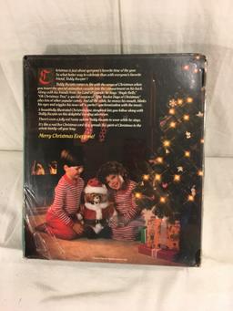 Collector Vintage WOW Teddy Ruxpin Christmas Includes: Cassette, Story Book & Santa Suit Box: 13"x11