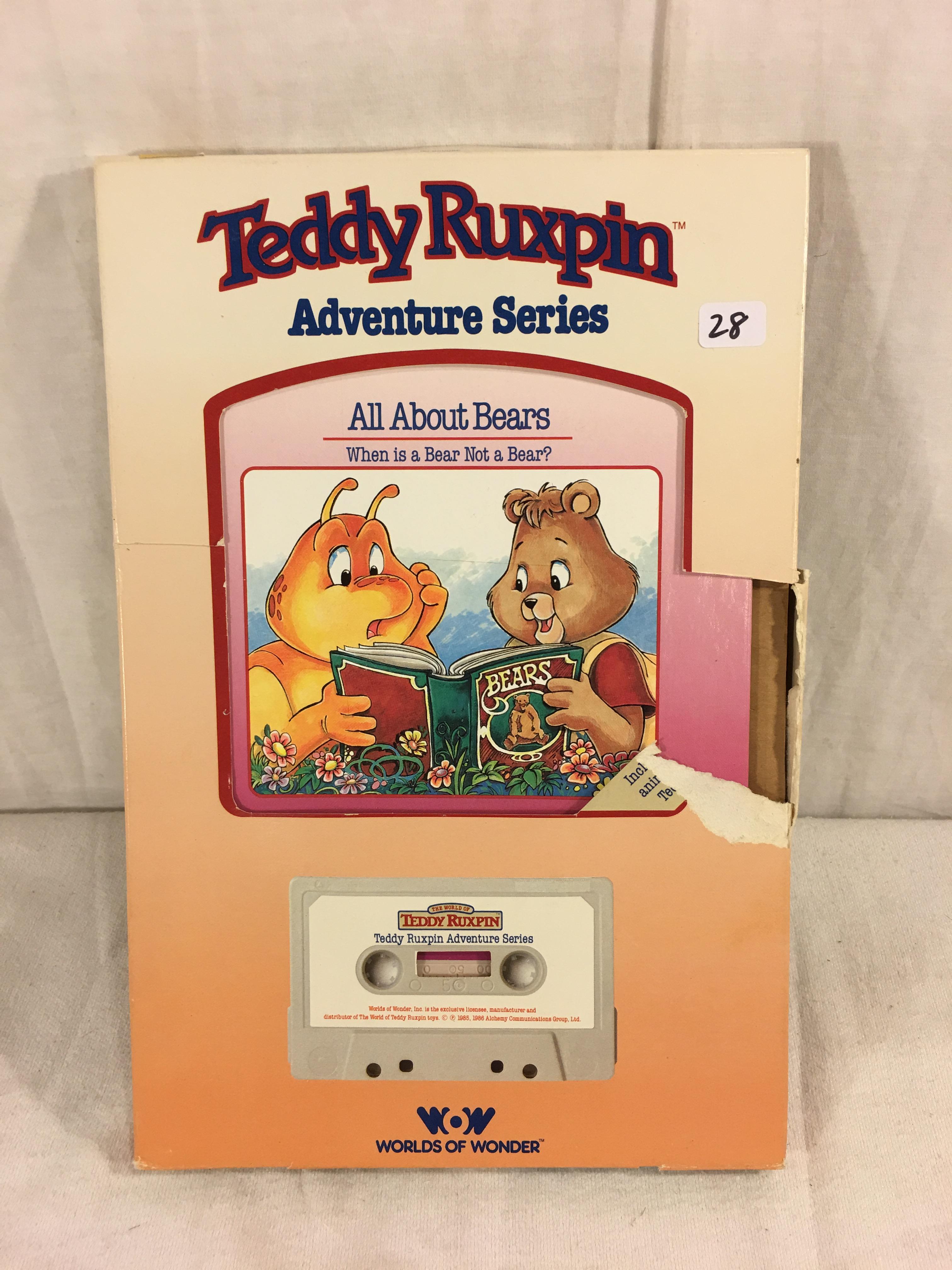 Collector Vintage 1985 Alchemy II WOW Teddy Ruxpin "All About Bears" Cassette Tape & Storybook in Bo