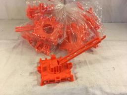 Lot of 10 Pieces Collector Marx Orange Color Plastic Accessory Toys - See Pictures