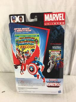 NIB Collector Hasbro Marvel Universe Captain America & Falcon Action Figure