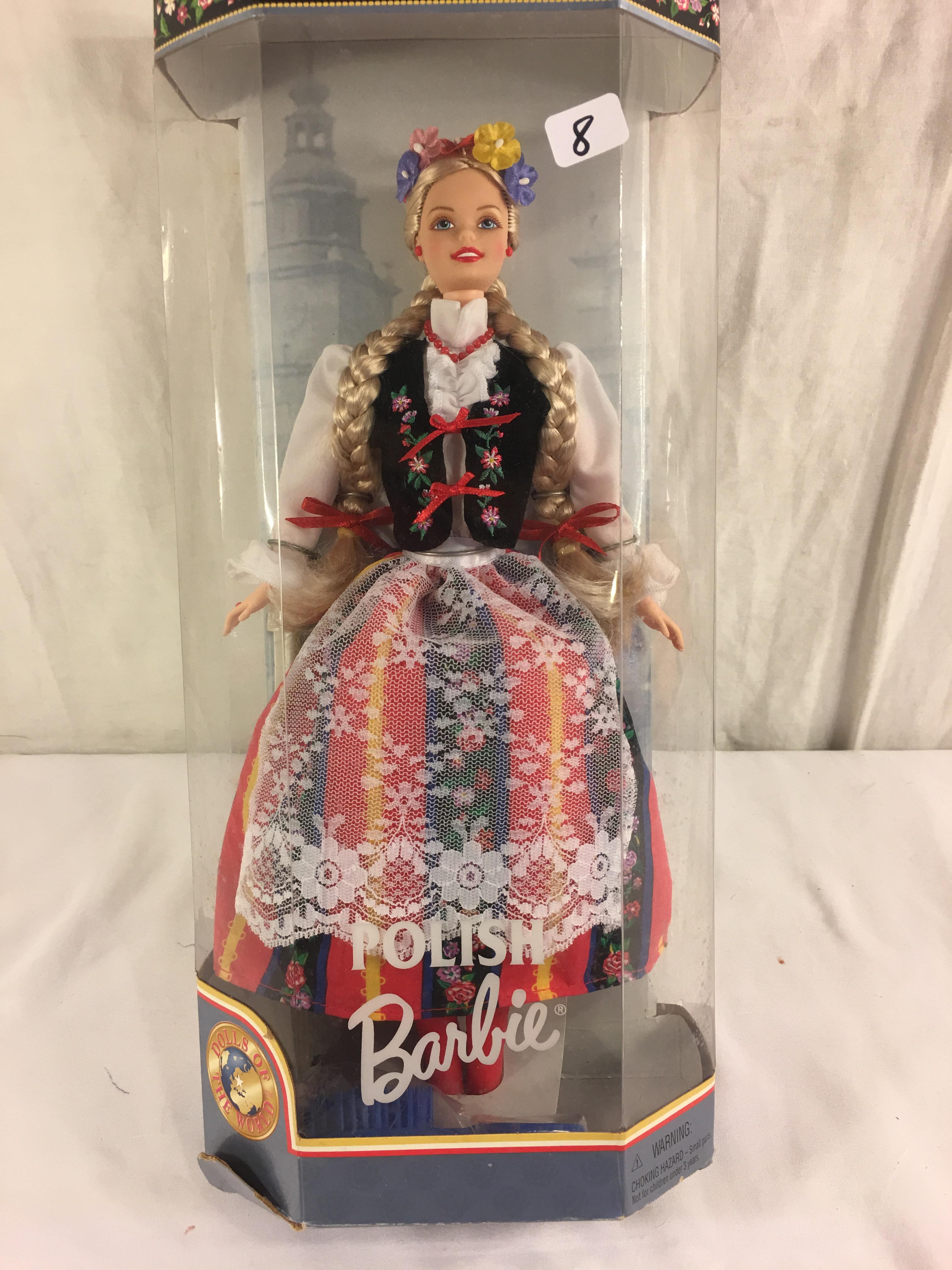 NIB Collector Edition Barbie Mattel Dolls Of The World Polish Barbie 18560 Size Box: 12.5"T Box