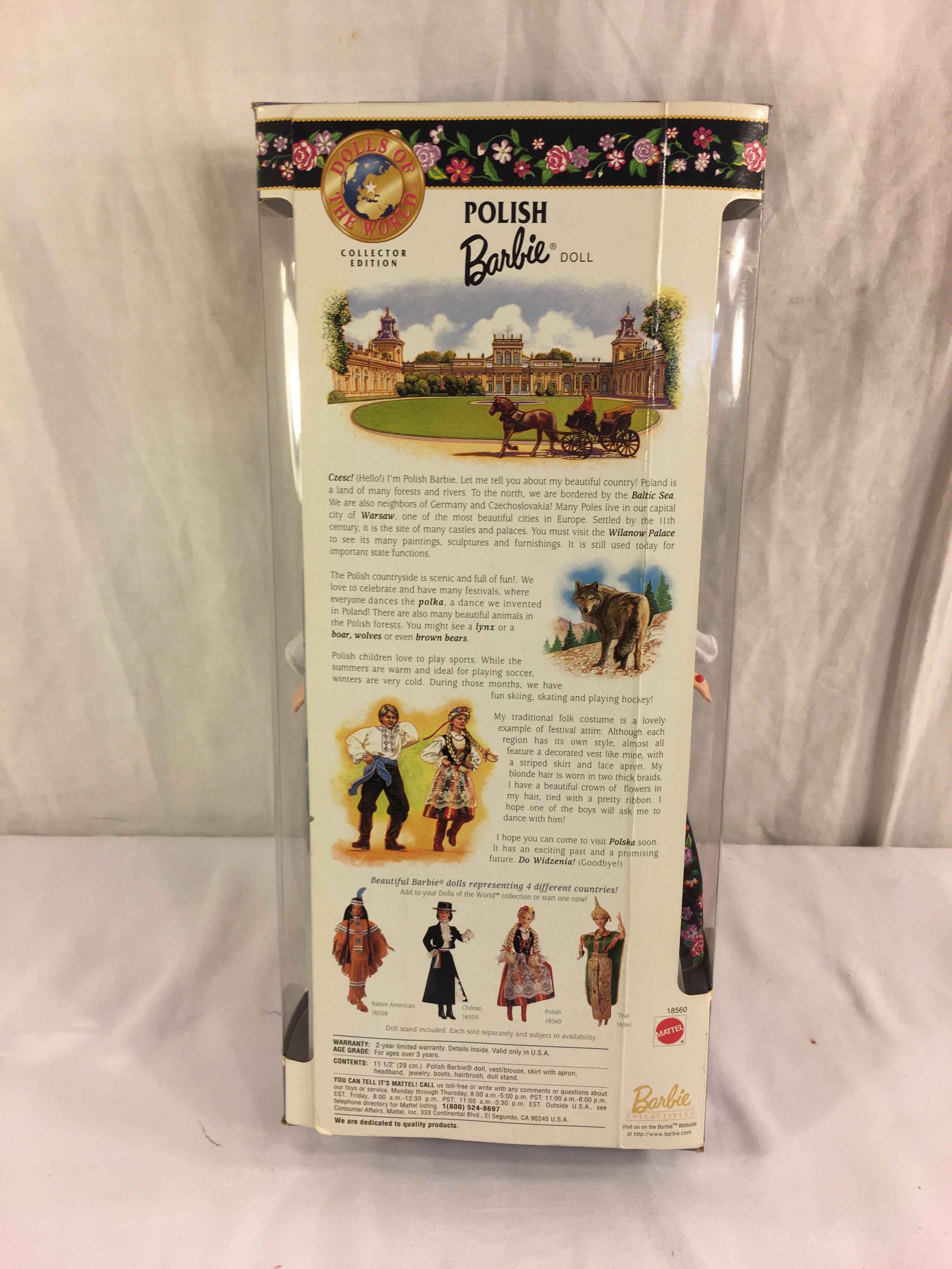 NIB Collector Edition Barbie Mattel Dolls Of The World Polish Barbie 18560 Size Box: 12.5"T Box