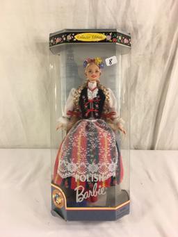 NIB Collector Edition Barbie Mattel Dolls Of The World Polish Barbie 18560 Size Box: 12.5"T Box