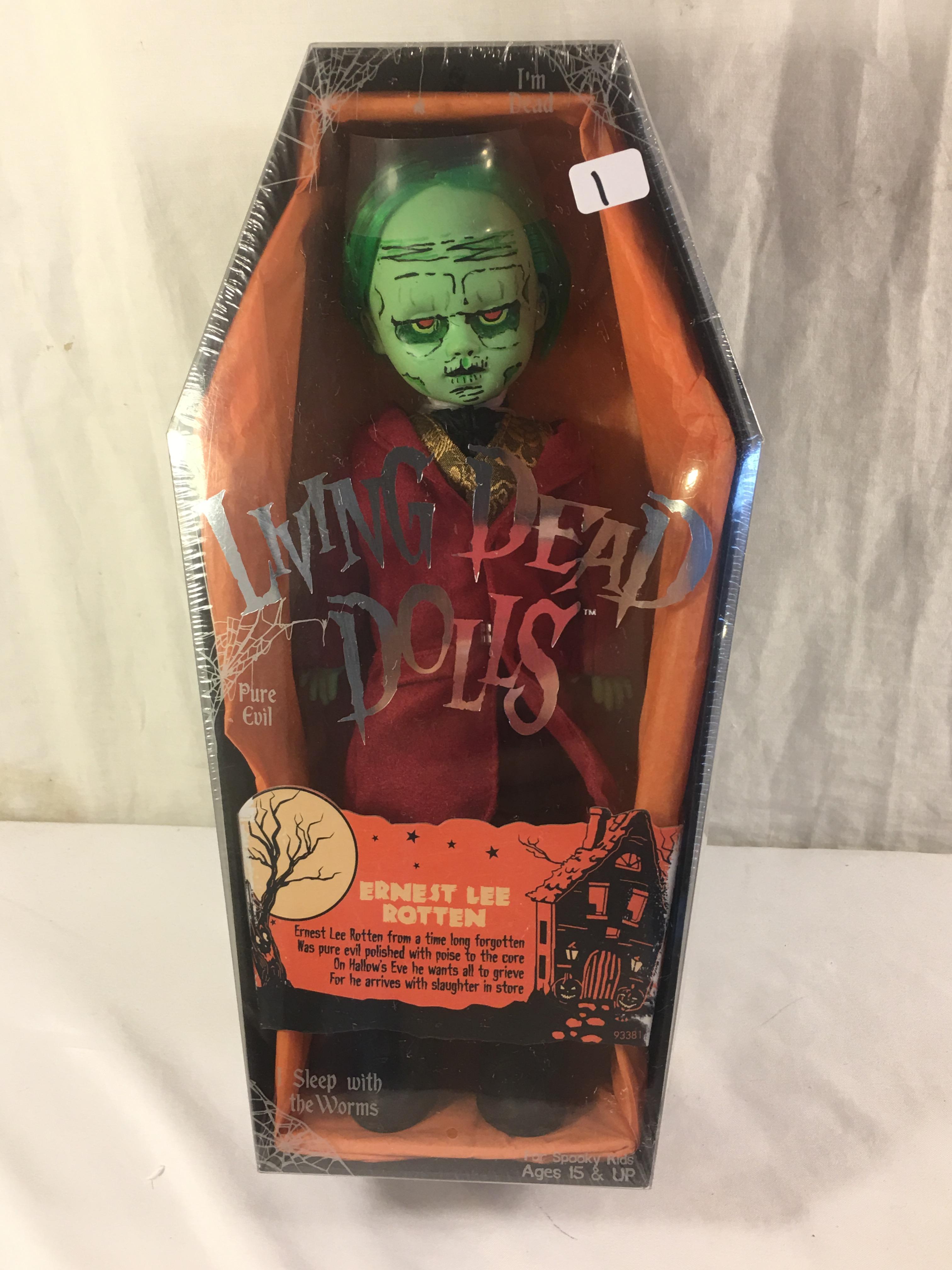 New Sealed Mezco Toyz Living Dead Dolls Ernest Lee Rotten Doll Box Size: 12"Tall Box