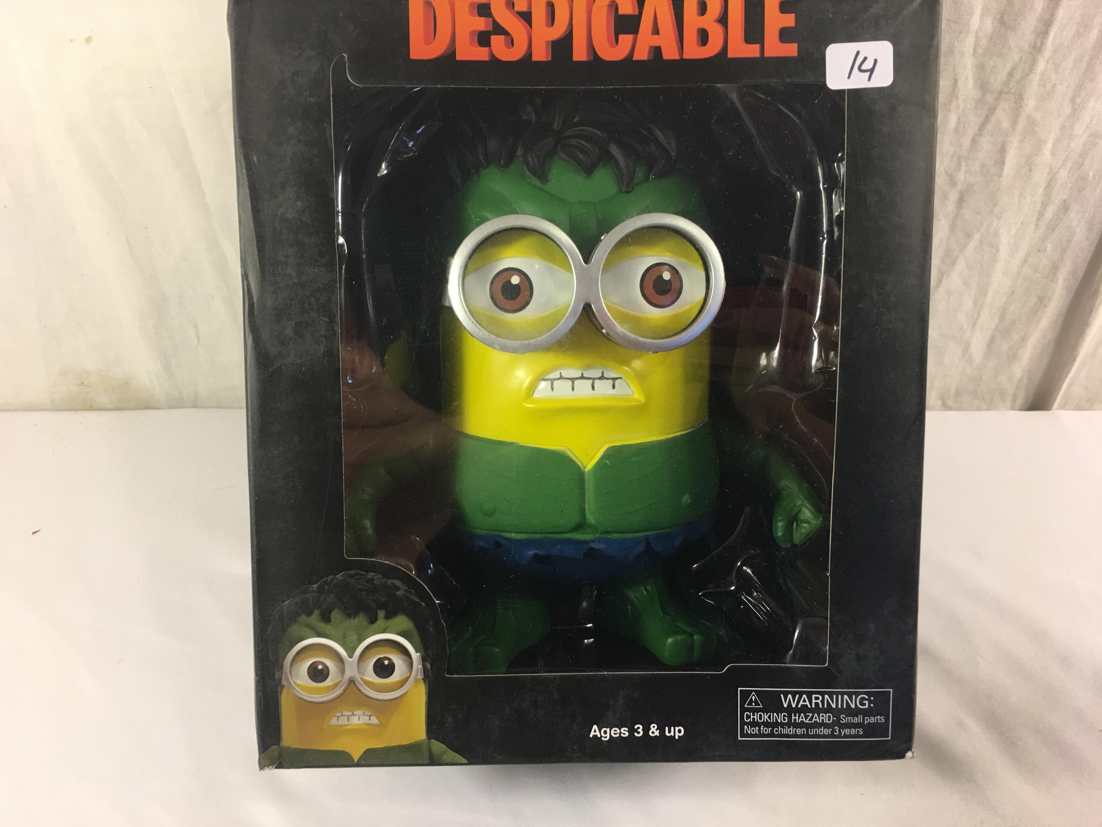 NIB Collector Despicable Me Hulk Minion Superhero Edition  Action Figure 9.5"Tall Box