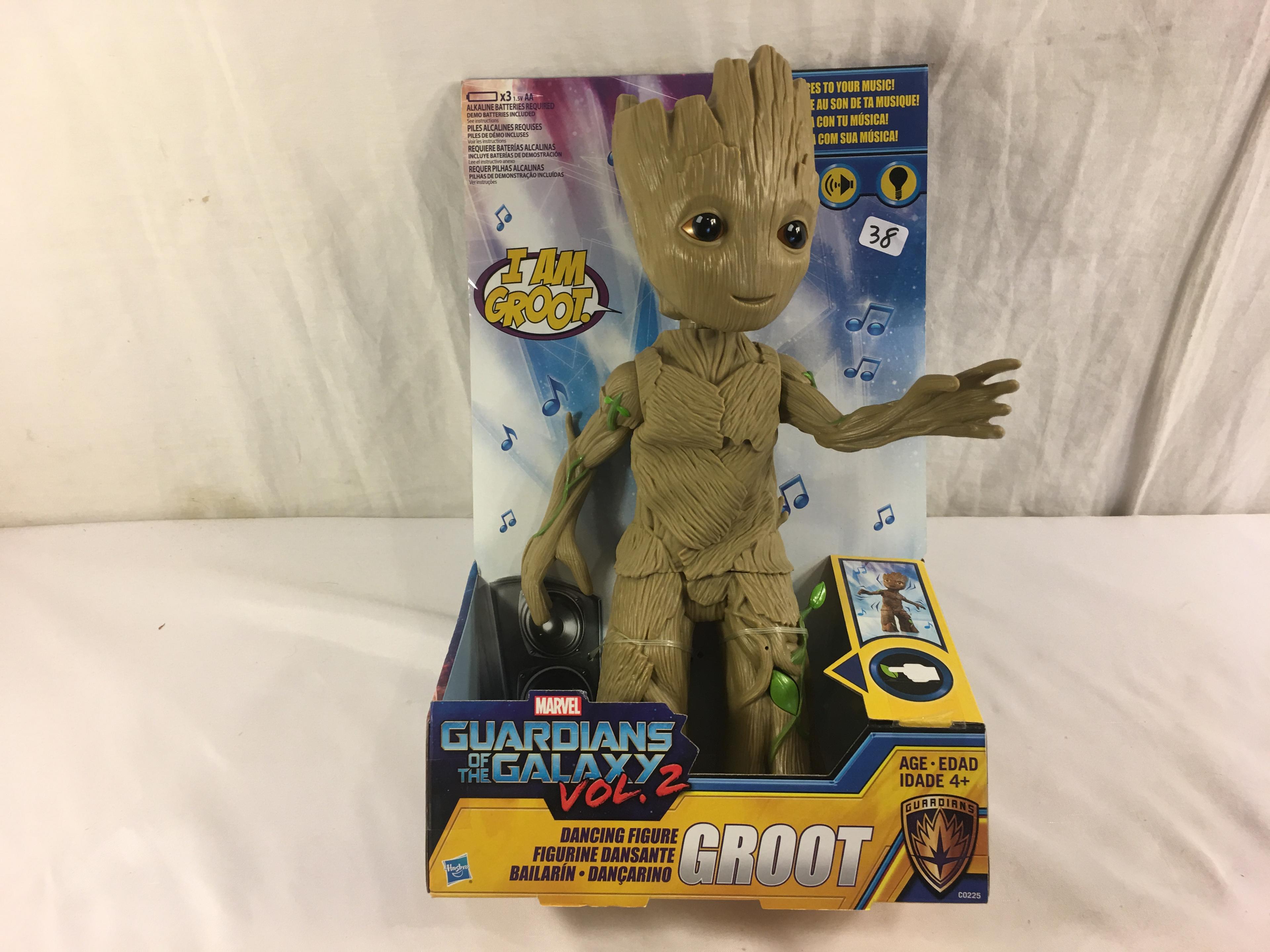 NWT Collector Marvel Guardians Of The Galaxy Dancing Figure Hasbri "GROOT" Size: 12.5"Tall