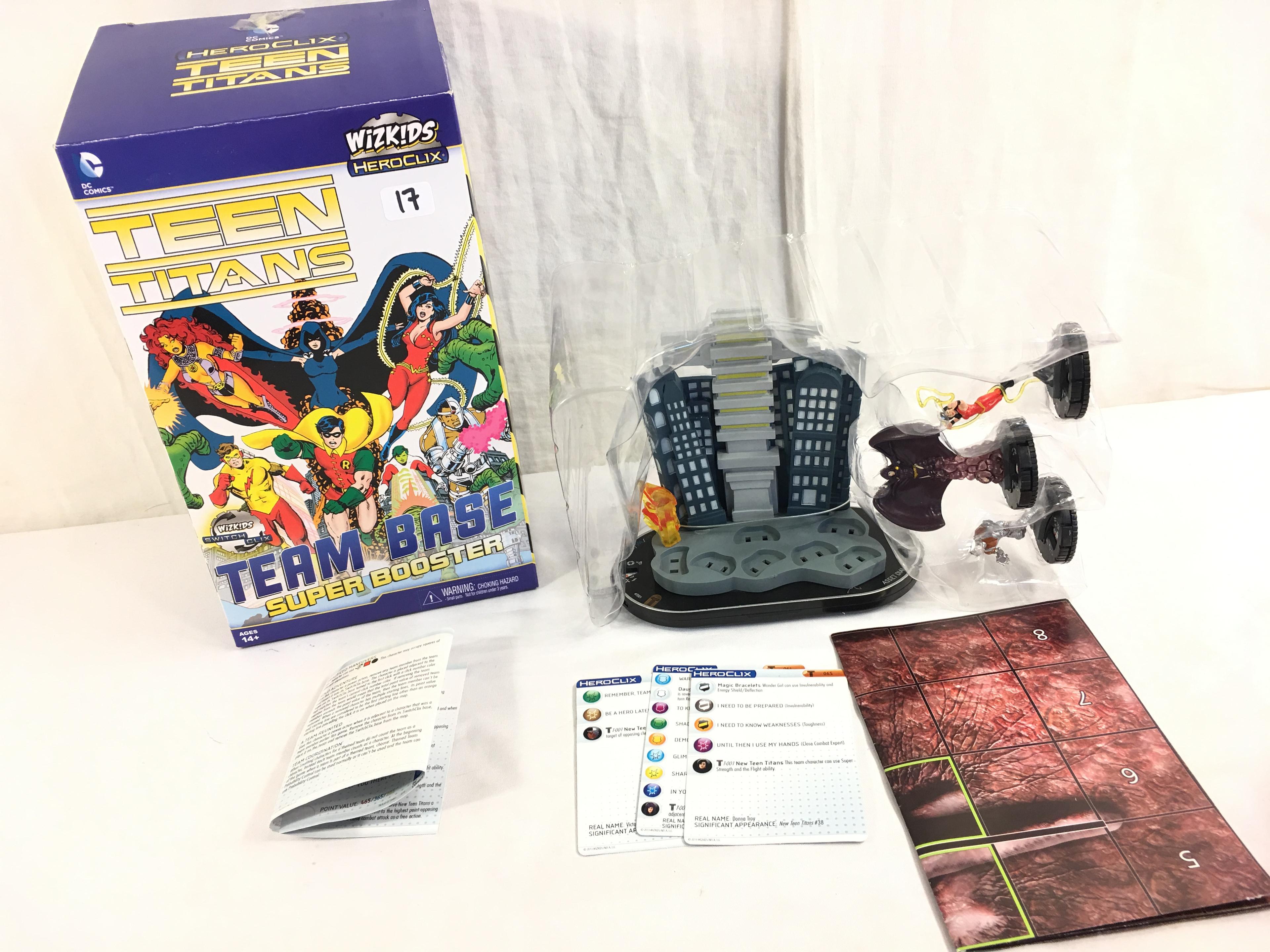 Collector Wizkids Heroclix DC Comics Teen Titans Team Base Super Booster Figure Box: 9"x5.5"