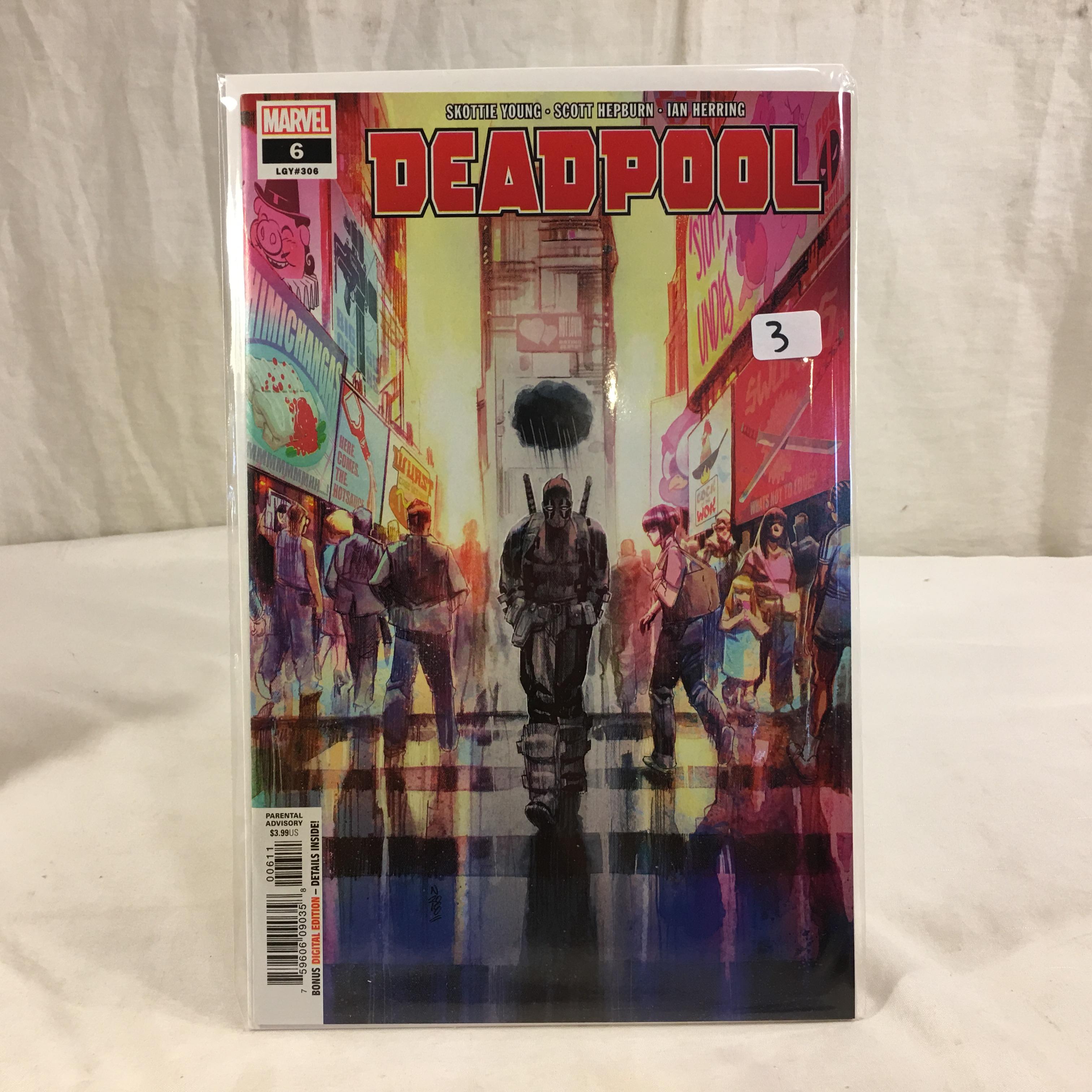 Collector Marvel Comics  Edition Deadpool #6 LGY#306  Comic Book