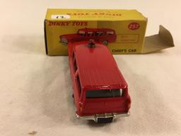 Collector Vintage Dinky Toys No.257 Fire Chief's Car Made in England By meccano Ltd. W/Box
