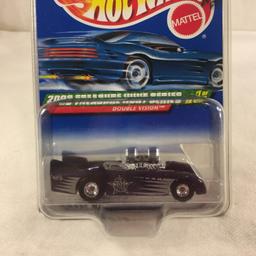 Collector NIP Hot wheels 2000 Treasure Hunt Series Double Vision 1 of 12 Cars 1/64 Scale