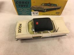Collector Vintage Corgi Toys Chevrolet Police Car No.481 Die-Cast Scale Models Made in GT. Britain C