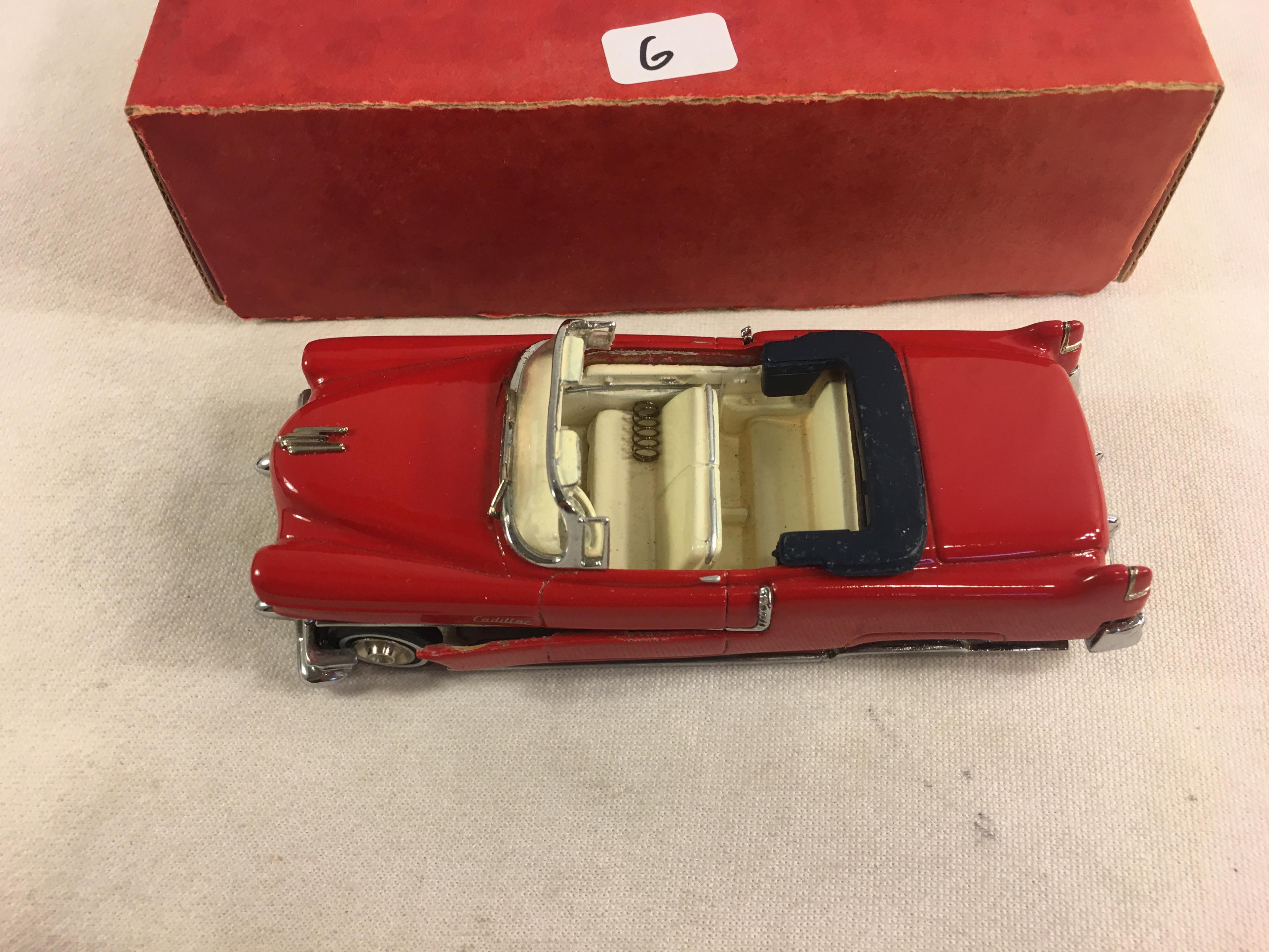 Collector Zauggs Models Empire NR 101 Series Empire Kit Cadillac Convertibel Series -62-1955- Scale