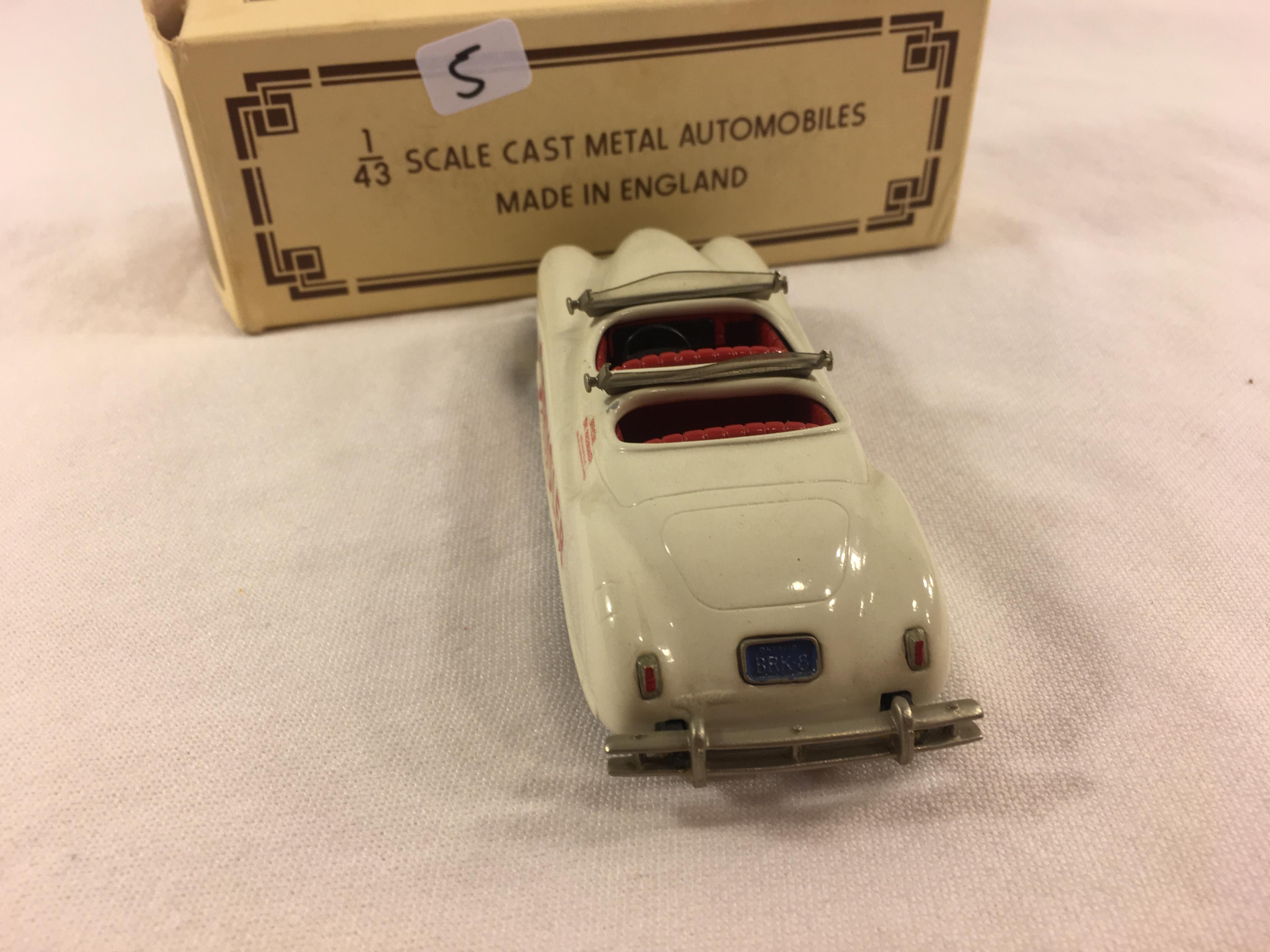 Collector Loose In Box Metal Automobiles Brooklin Models Made In England Scale 1/43