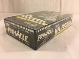 New Sealed in Box - Score Pinnacle Premier Edition 1991 Football Player Sport Trading Cards