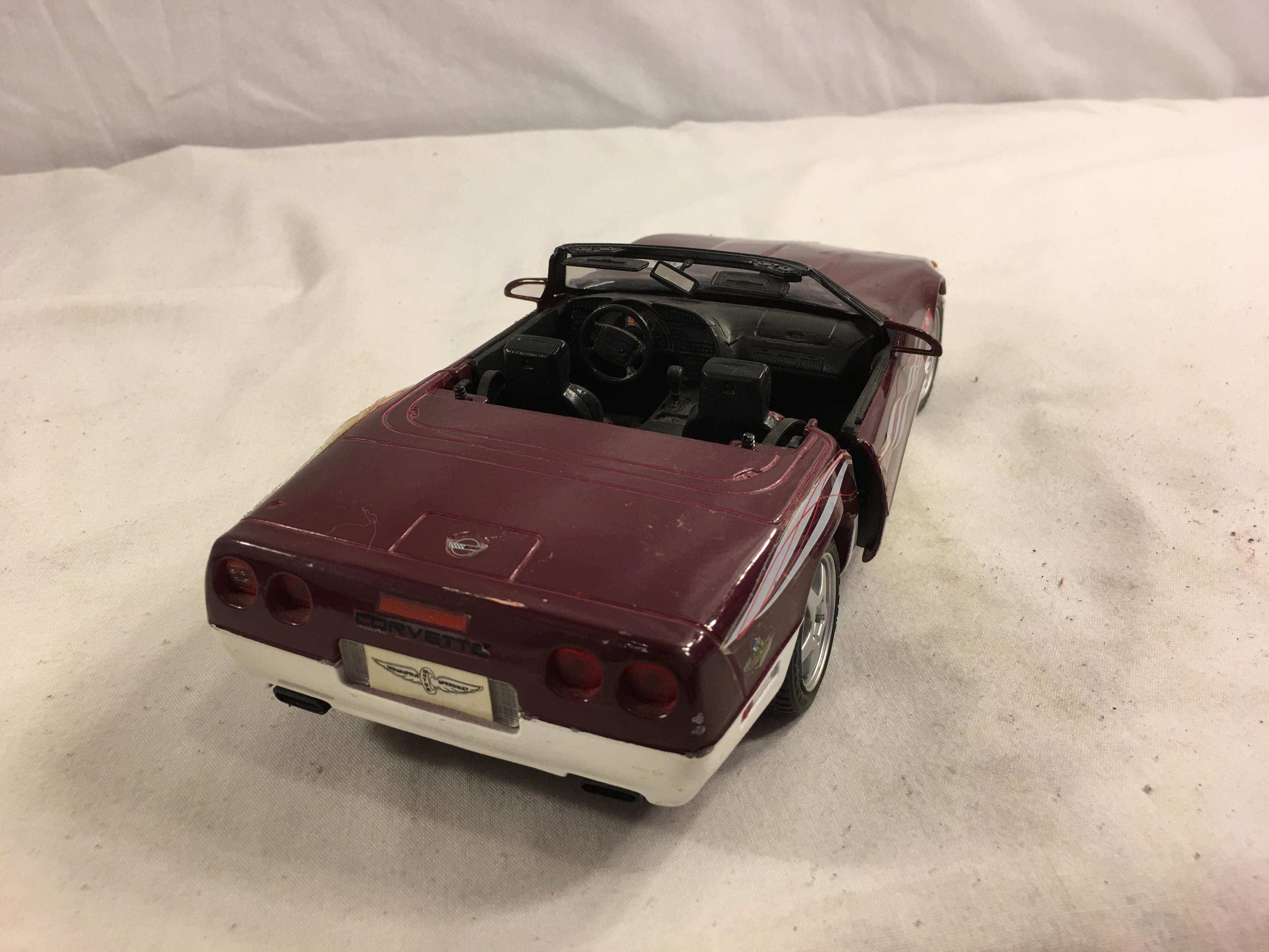 Collector Loose Maisto Corvette Scale 1/18 DieCast Metal 79th Indiannapolis 500 May 28th 1995
