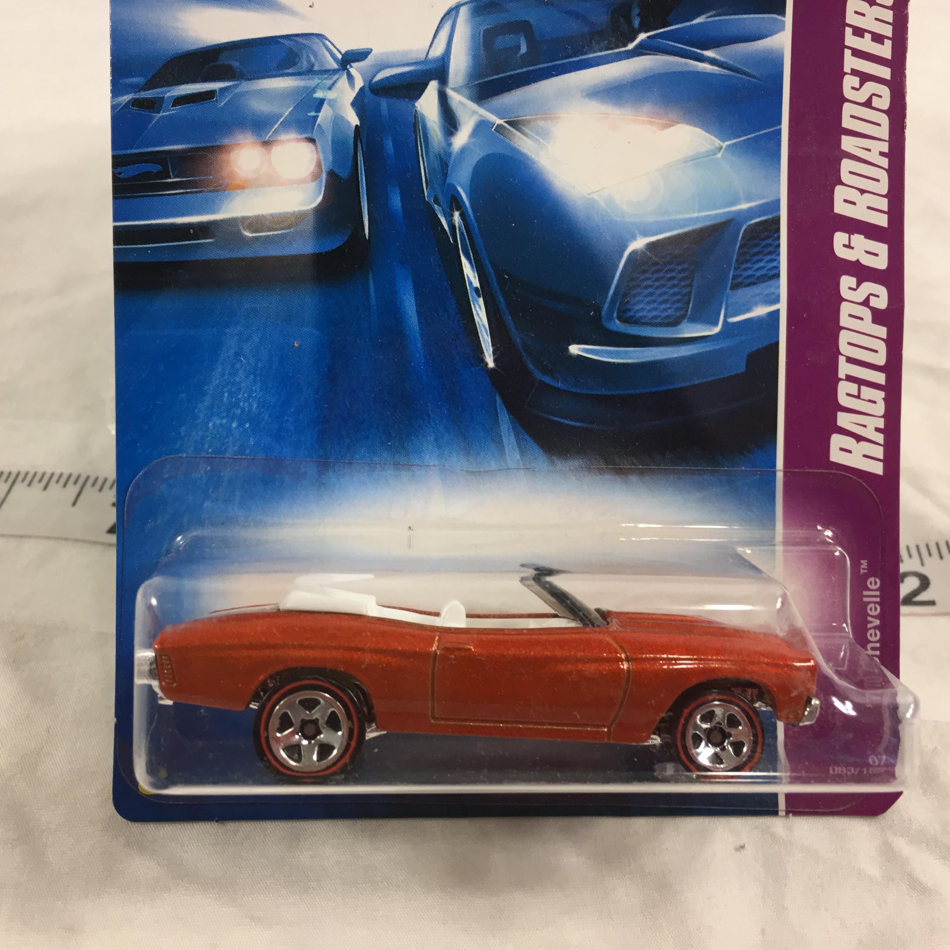 NIP Collector Hot wheels 1/64 Scale DieCast Metal & Plastic Parts Ragtops & Roadster '70 Chevelle