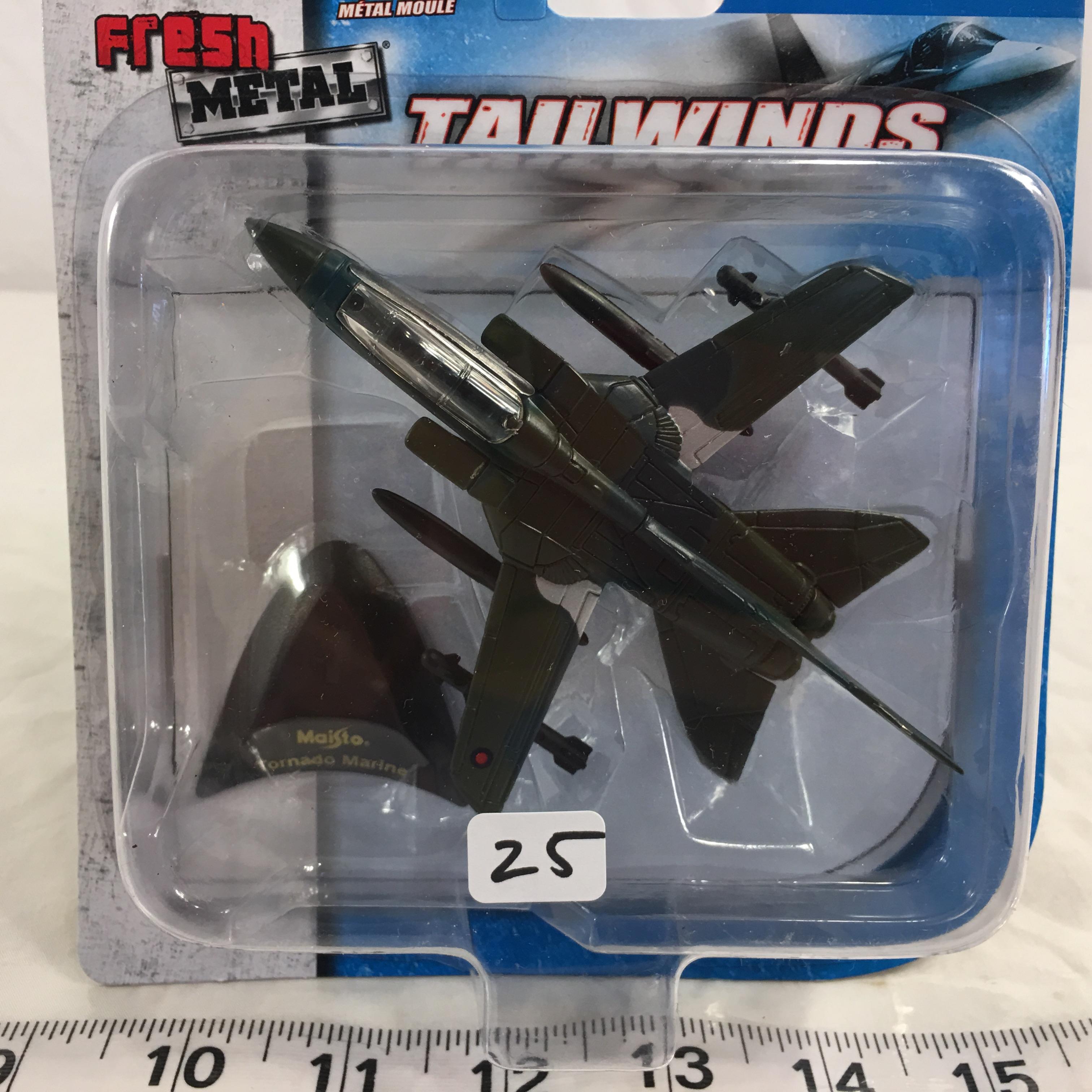 NIP Collector Maisto Fresh Metal Tailwinds DieCast metal "Tornado Marine Plane