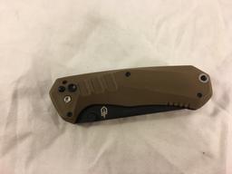 Collector Gerber Knive Folded Pocket Knife Overall Size: 4.3/4"