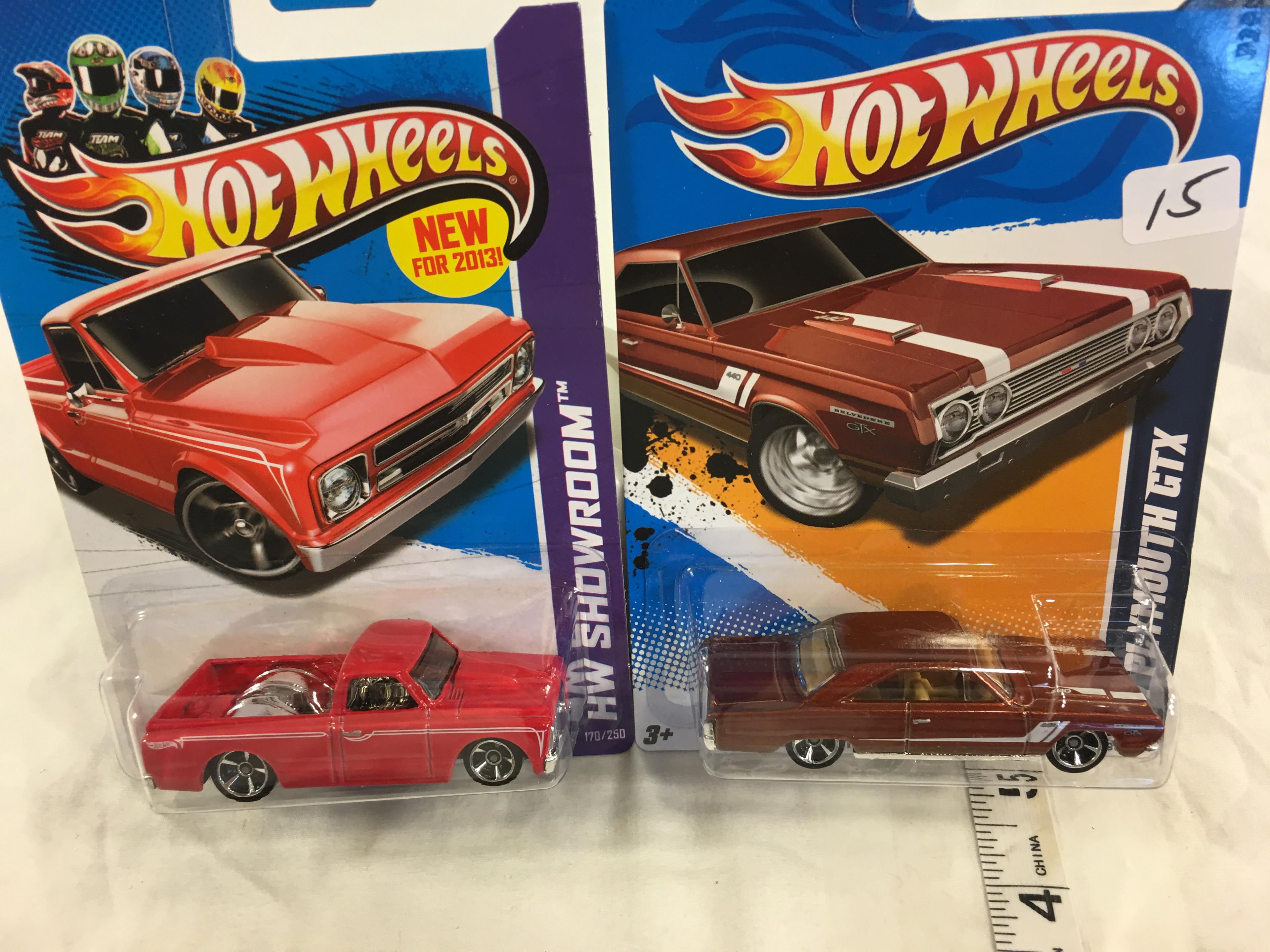 Lot of 2 Pieces Collector New IN Package Hot Wheels Mattel 1/64 Scale DieCast Meta & Plastic Parts