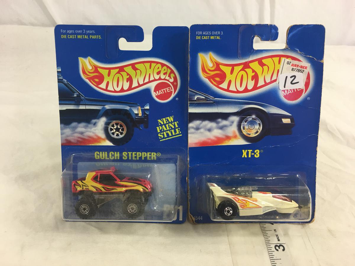 Lot of 2 Pieces Collector New in Package Hot wheels 1/64 Scale Die-cast Metal & Plastic Parts