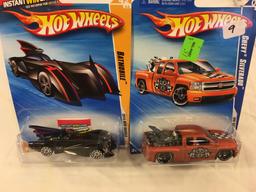 Lot of 2 Pieces Collector New in Package Hot wheels 1/64 Scale Die-Cast Metal & Plastic Parts