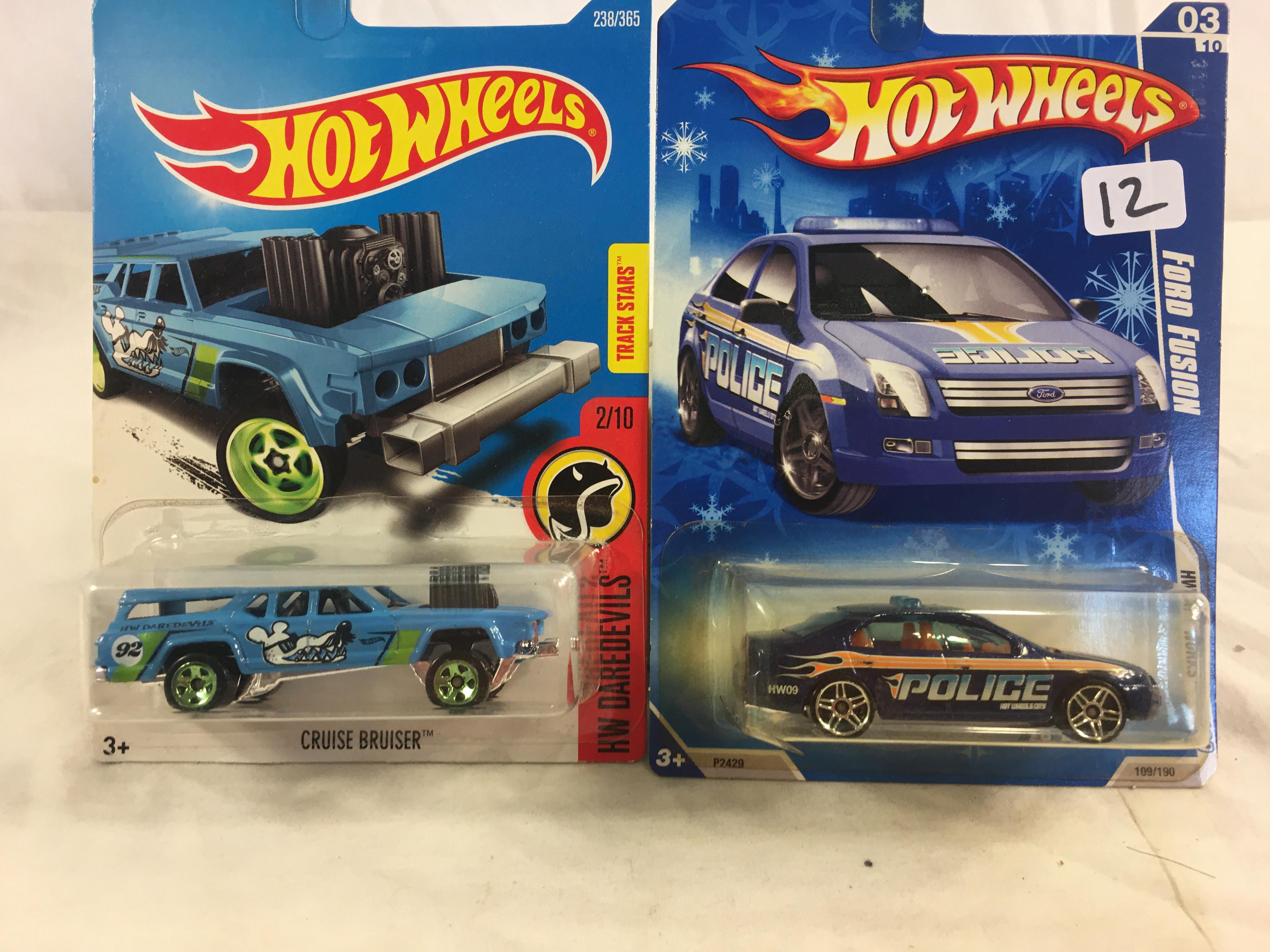 Lot of 2  New in Package Hot wheels Mattel 1/64 Scale DieCast Metal & Plastic Parts Cars