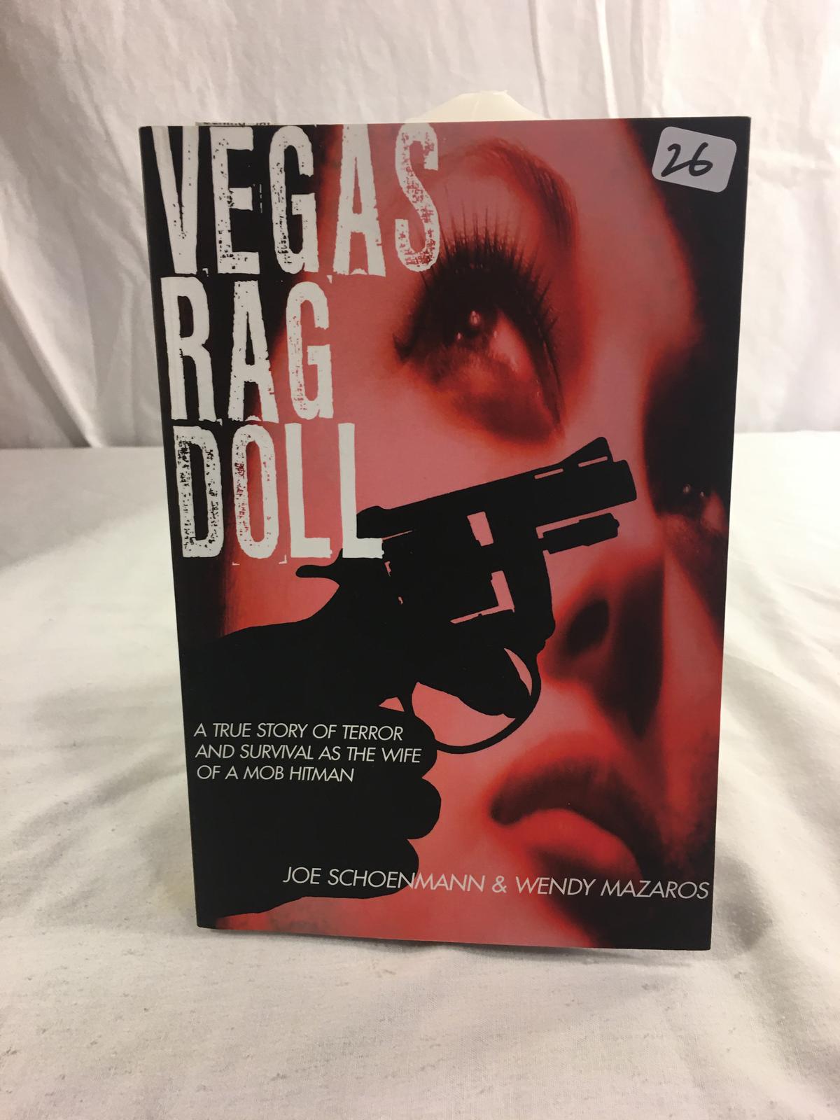 Collector Vegas Rag Doll Joe Schoenmann & Wendy Mazaros Book