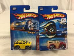 Lot of 2 Pieces Collector New in Package Hot wheels cars 1/64 Scale DieCast Metal & Plastic  Parts