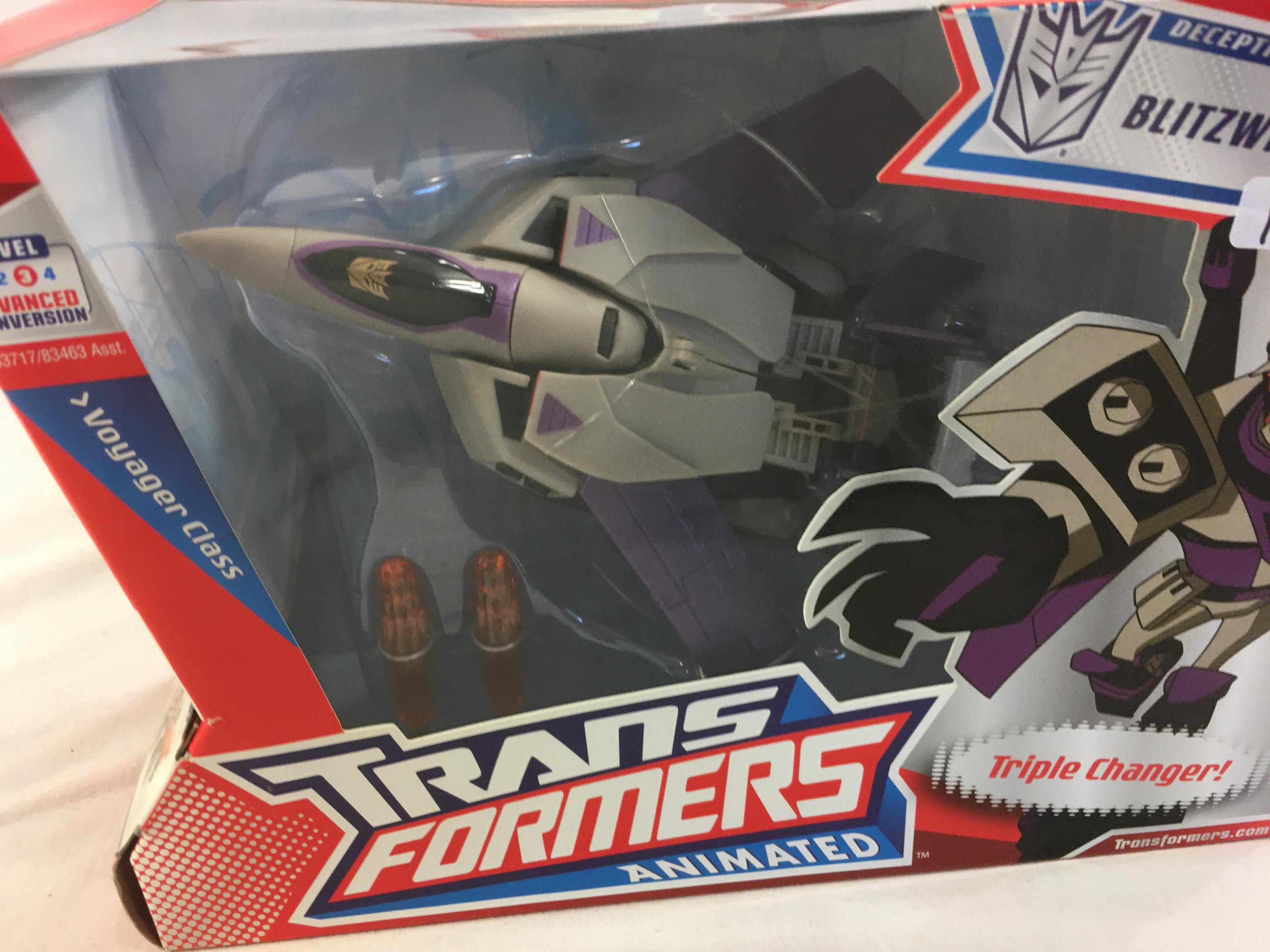 Collector NIB Hasbro Trandformers Animated Deception Blitzwing Action Figure Sz: 8"