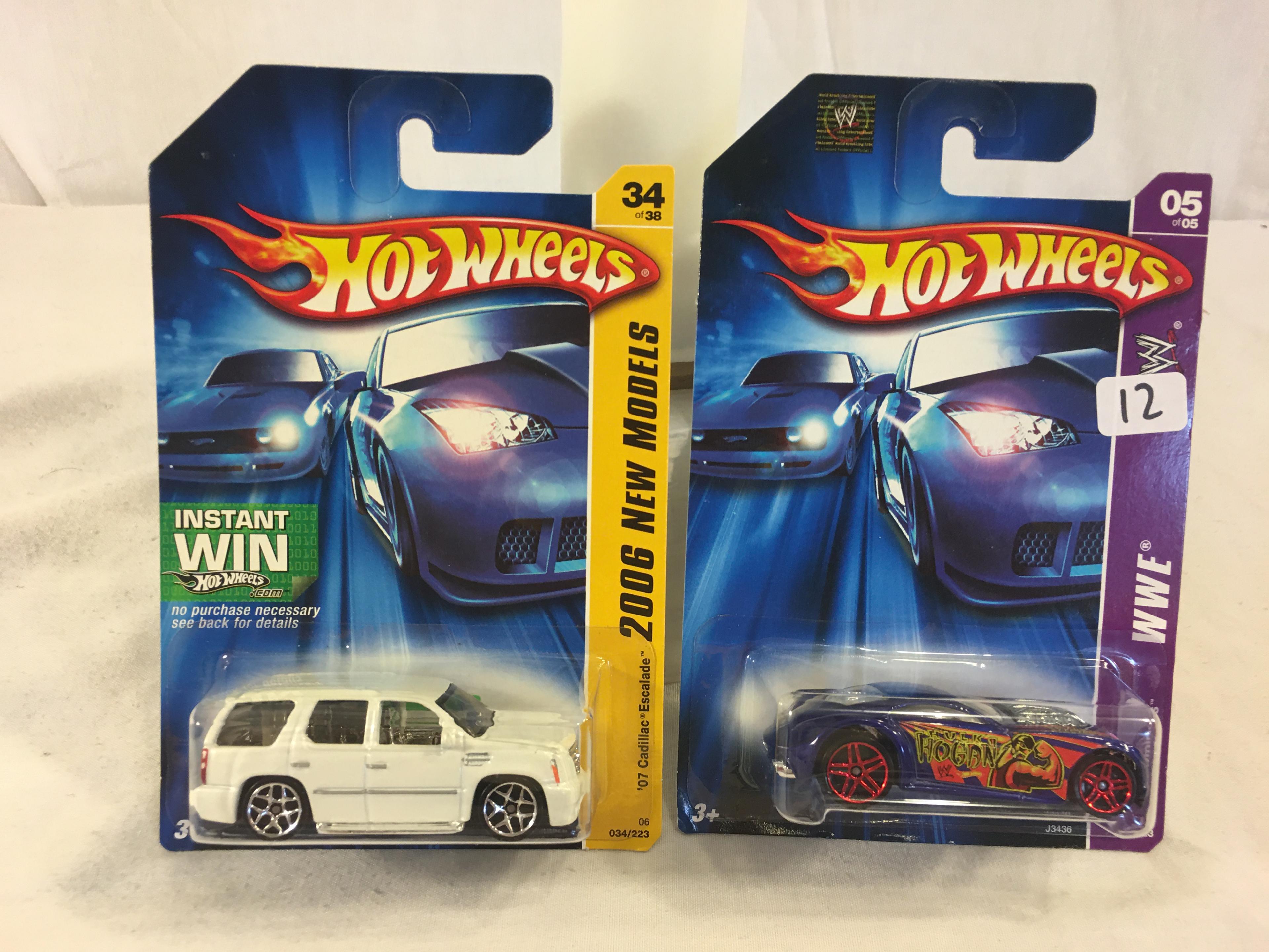 Lot of 2 Pieces Collector New in Package Hot wheels 1/64 Scale Die-cast Metal & Plastic Parts