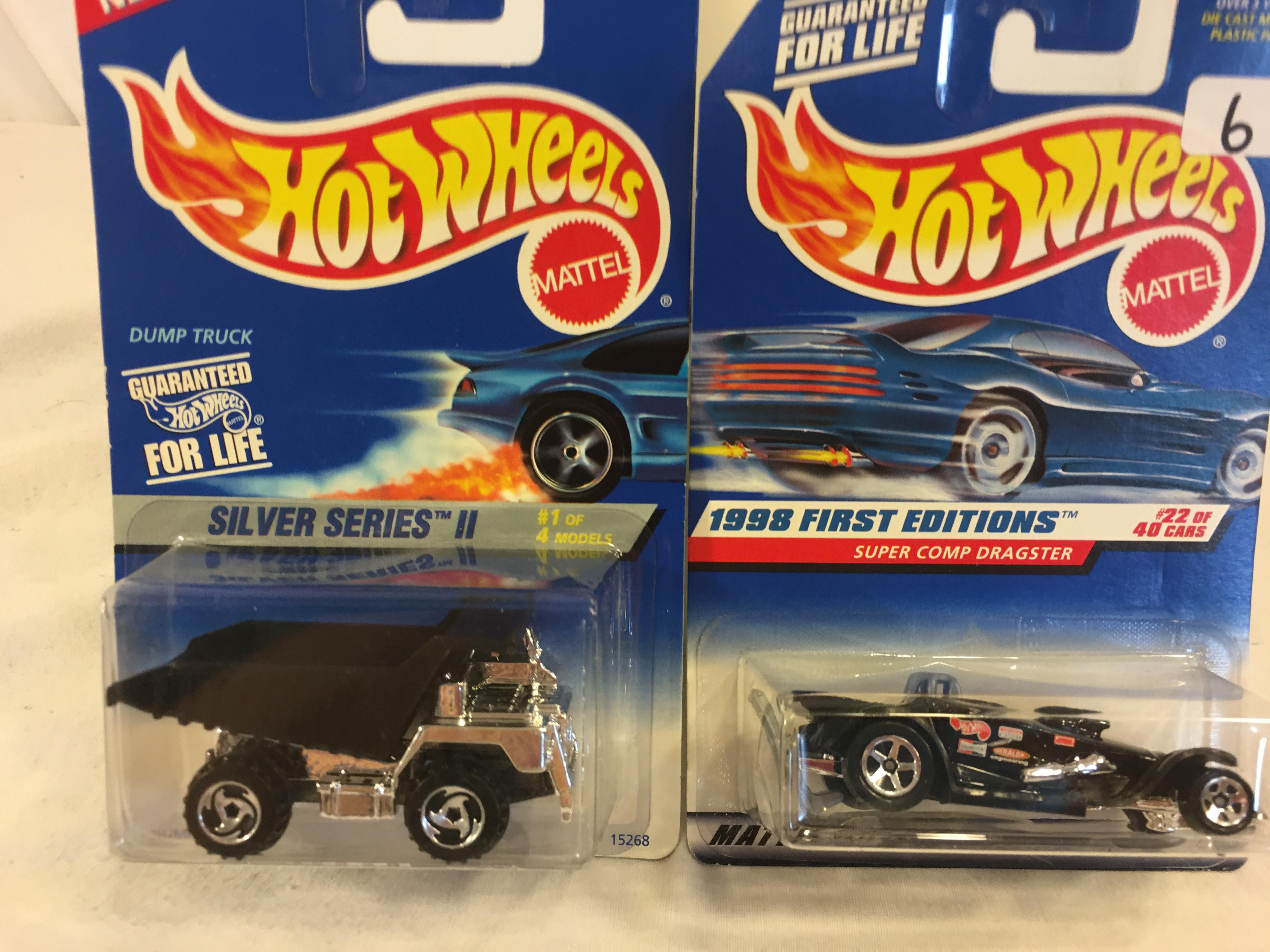 Lot of 2 Pieces Collector New in Package Hot wheels 1/64 Scale Die-cast Metal & Plastic Parts