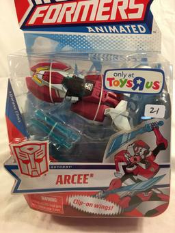 Collector Hasbro Transformers Animated Arcee Autobot Deluxe Class 12"