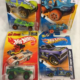 Lot of 4 Pieces Collector New in Package Hot wheels 1/64 Scale Die-cast Metal & Plastic Parts