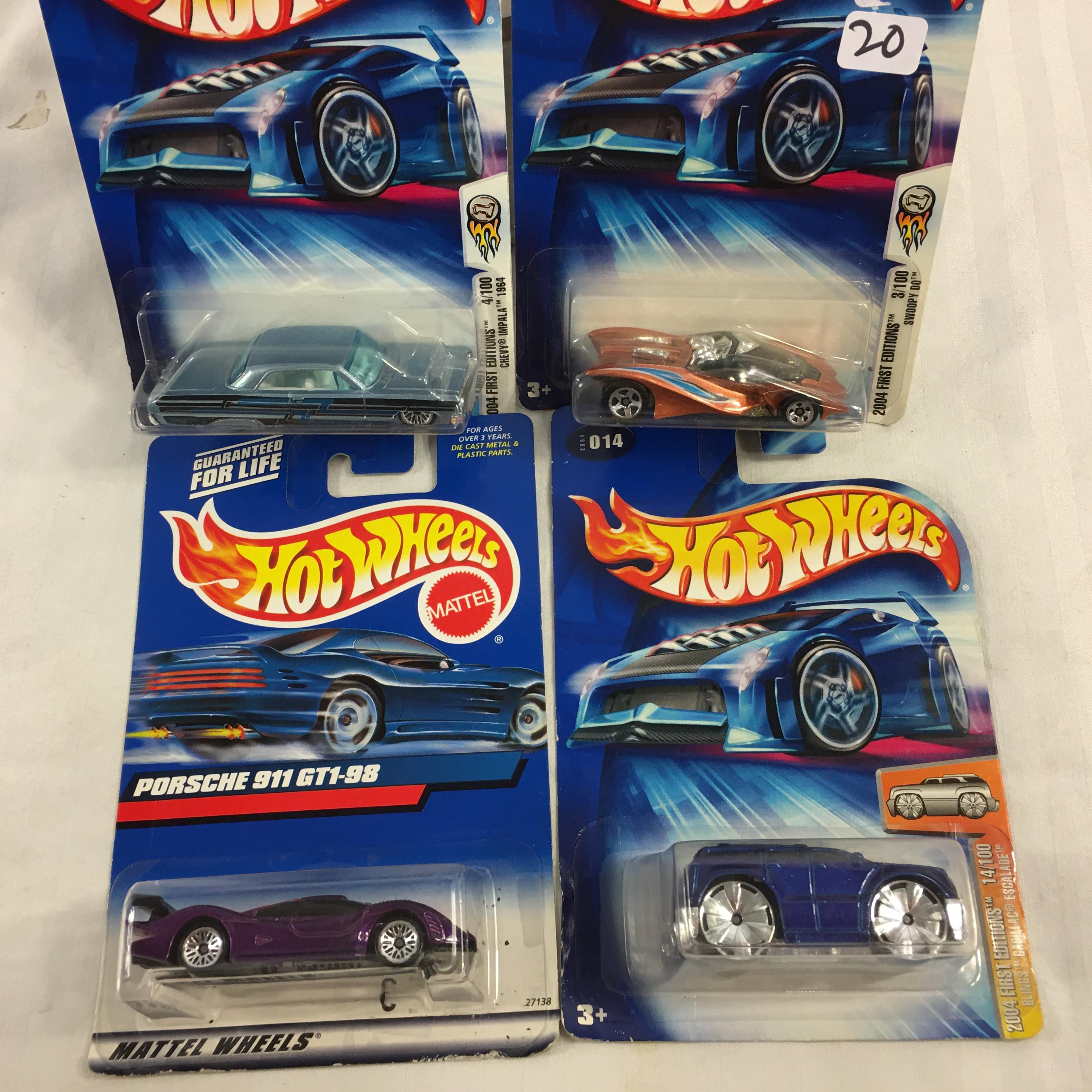 Lot of 4 Pieces Collector New in Package Hot wheels 1/64 Scale Die-cast Metal & Plastic Parts