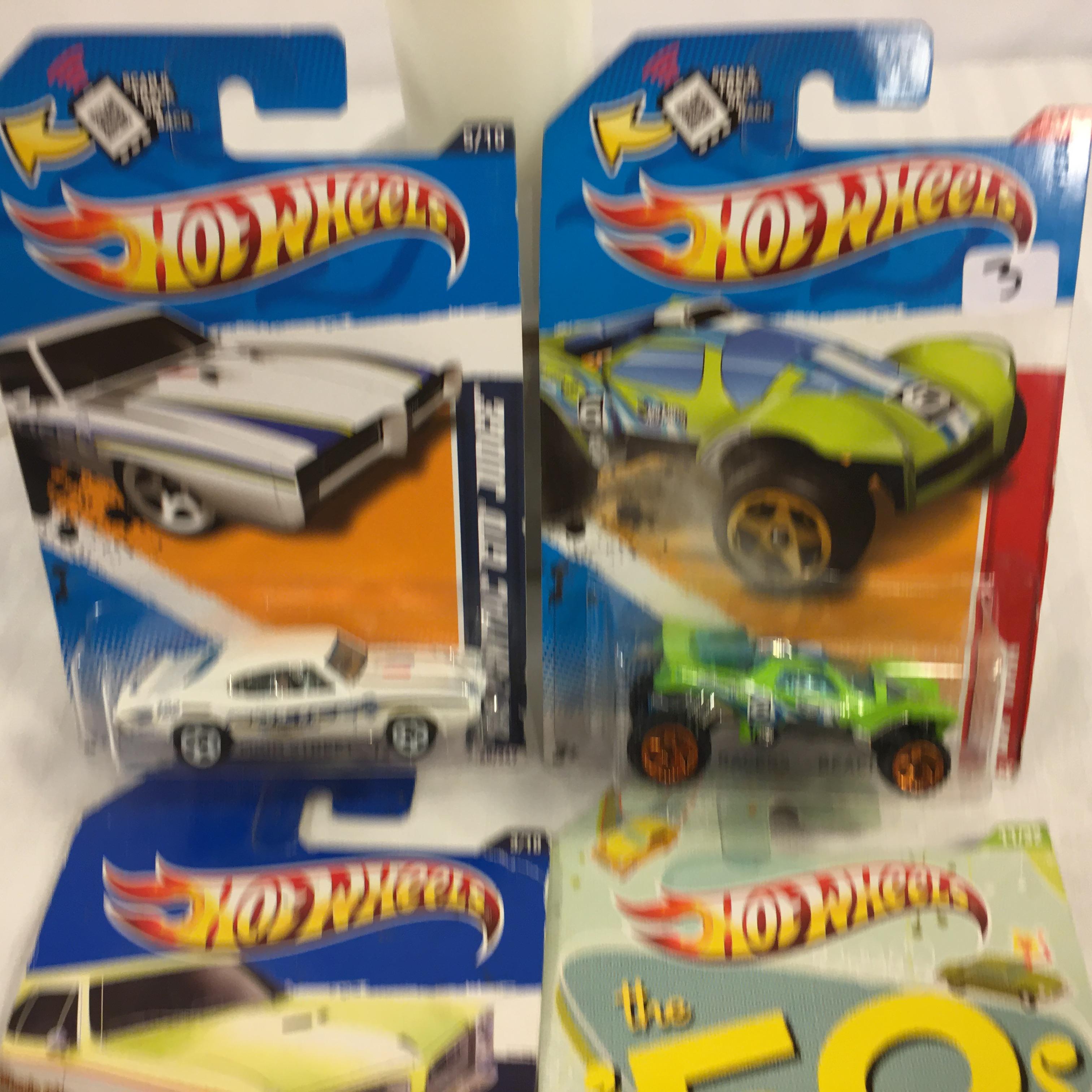 Lot of 4 Pieces Collector New in Package Hot wheels 1/64 Scale Die-cast Metal & Plastic Parts