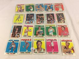 Lot of 20 Pcs Collector Vintage Sport NBA Basketball Sport Cards Assorted Players & Cards