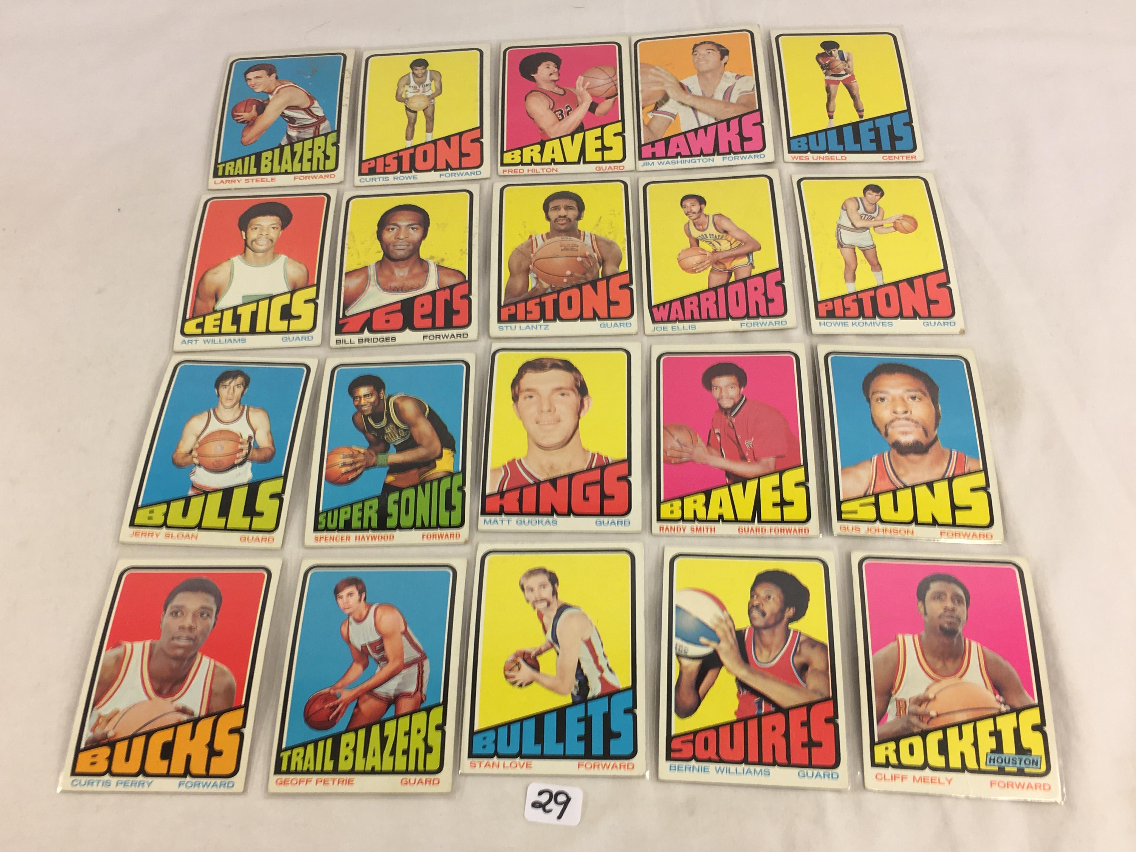 Lot of 20 Pcs Collector Vintage Sport NBA Basketball Sport Cards Assorted Players & Cards