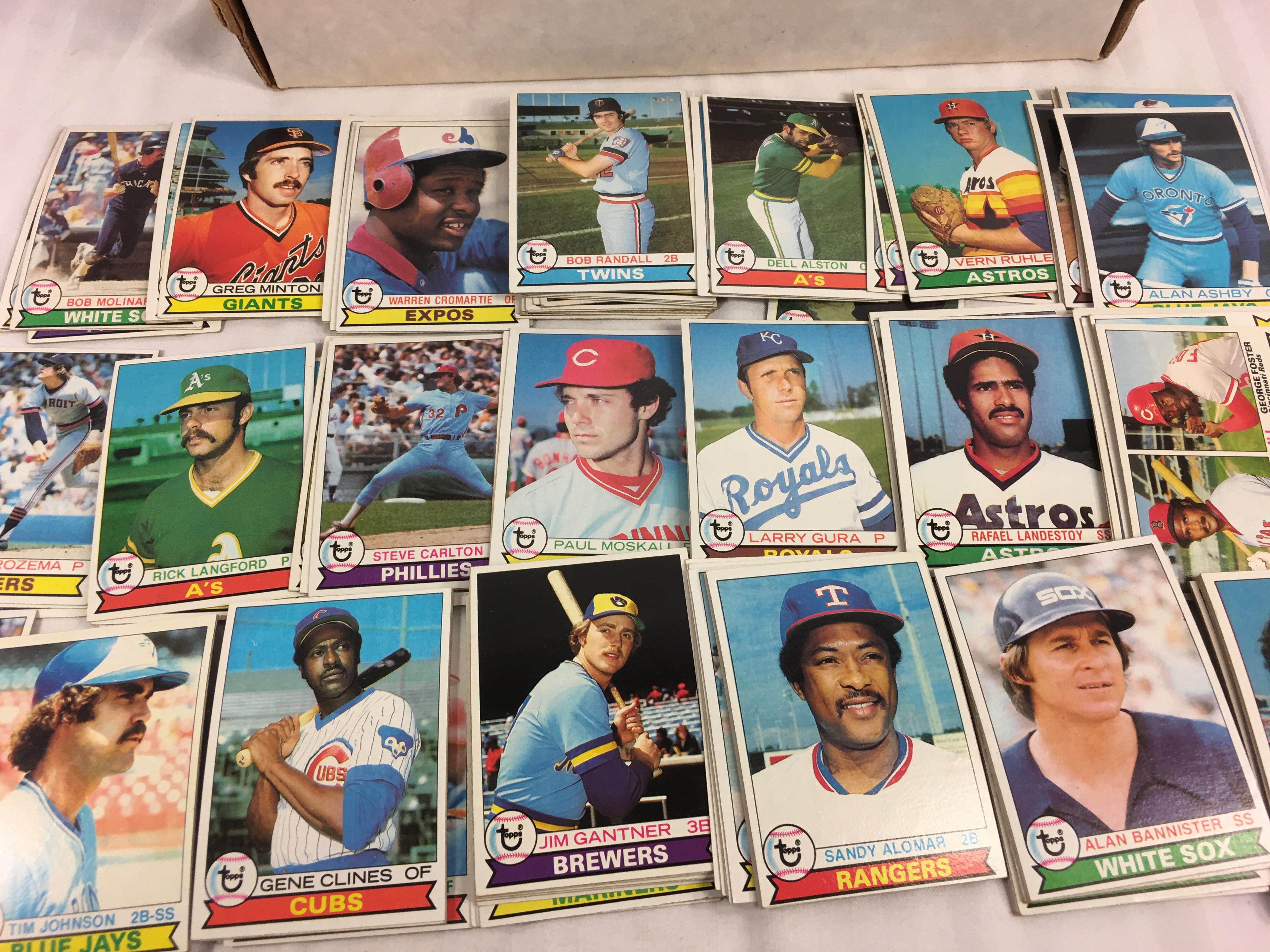 Collector Vintage 1979 Topps Sport Trading Baseball Cards in Box - See Pictures