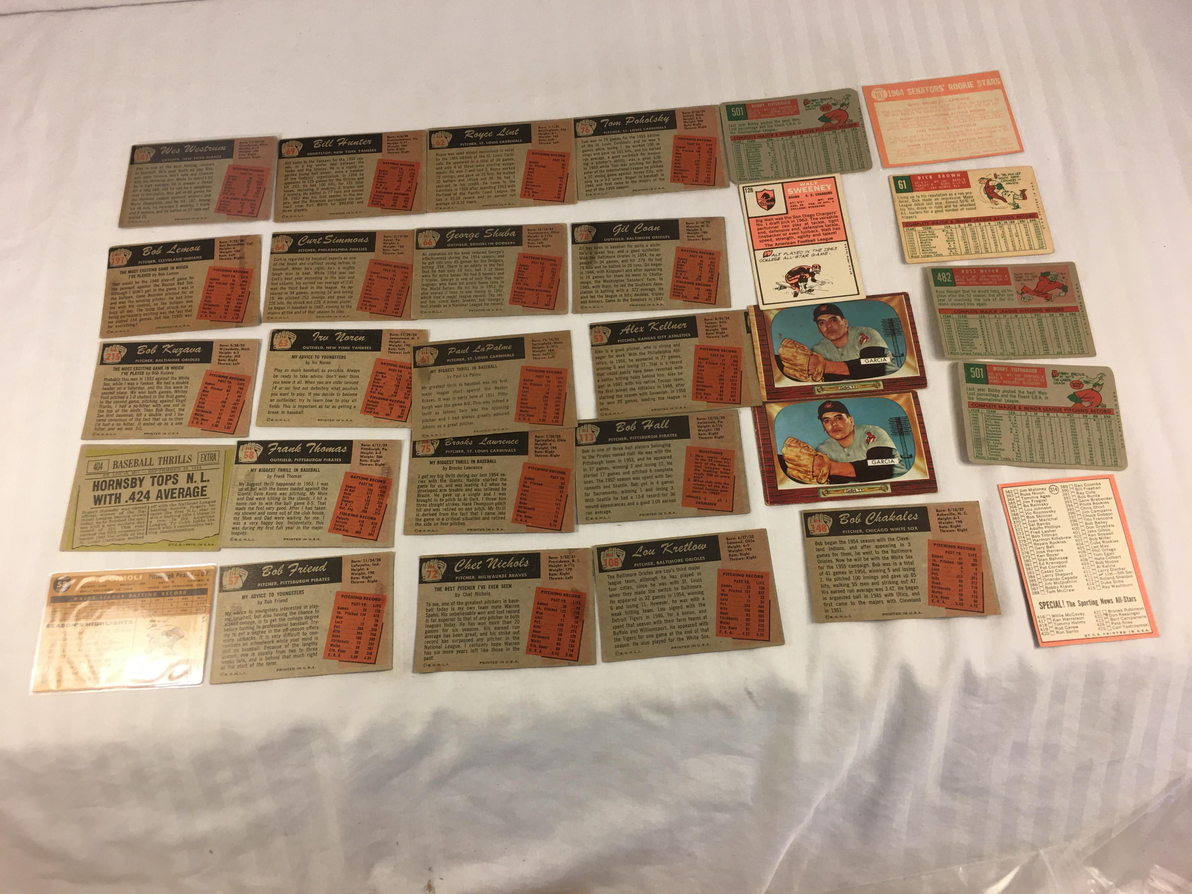 Lot of 30 Collector Vintage Baseball Sport Trading Cards  Assorted Players and Sport Cards