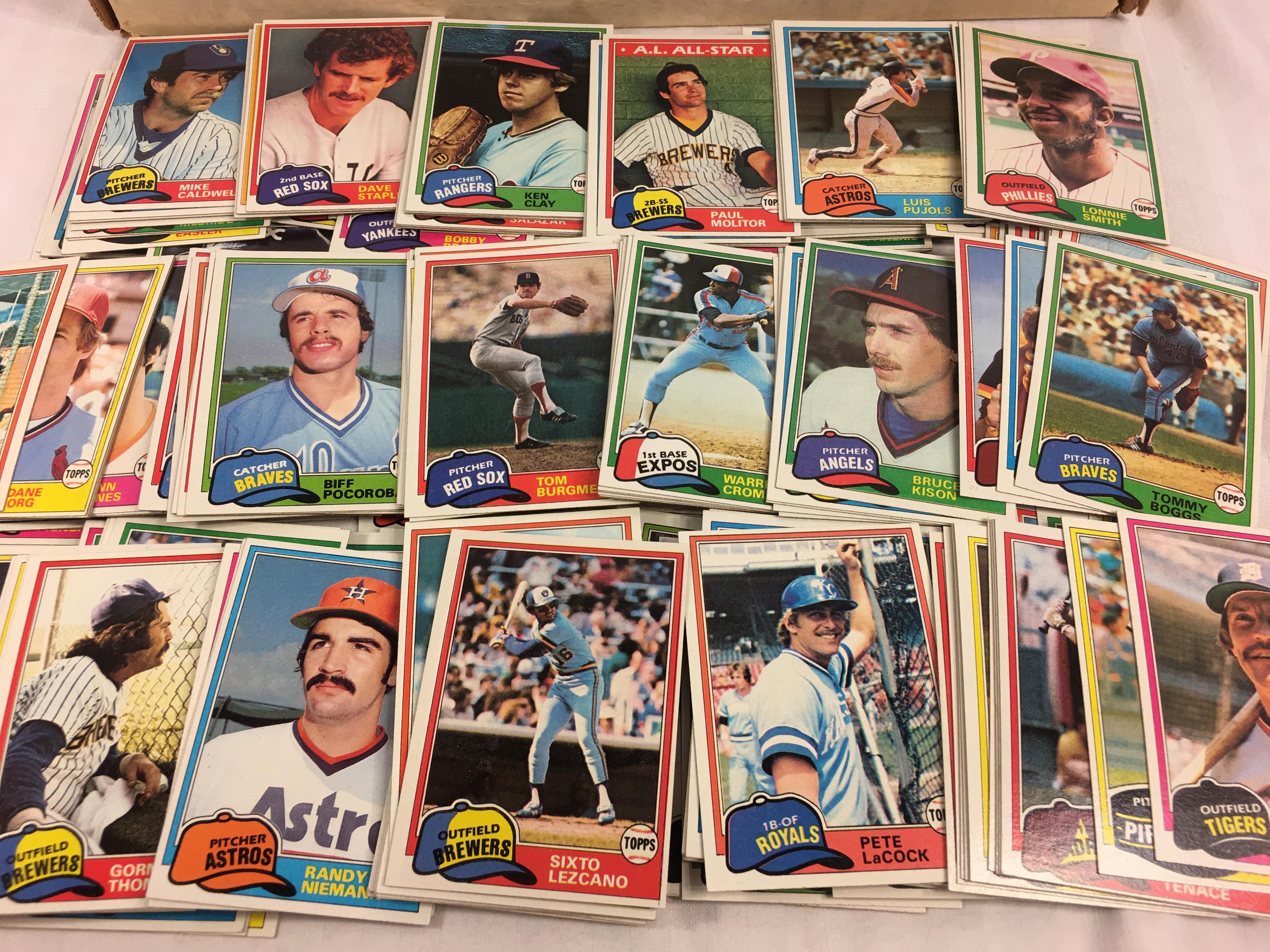 Collector Vintage 1981 Topps Sport Trading Baseball Cards in Box - See Pictures