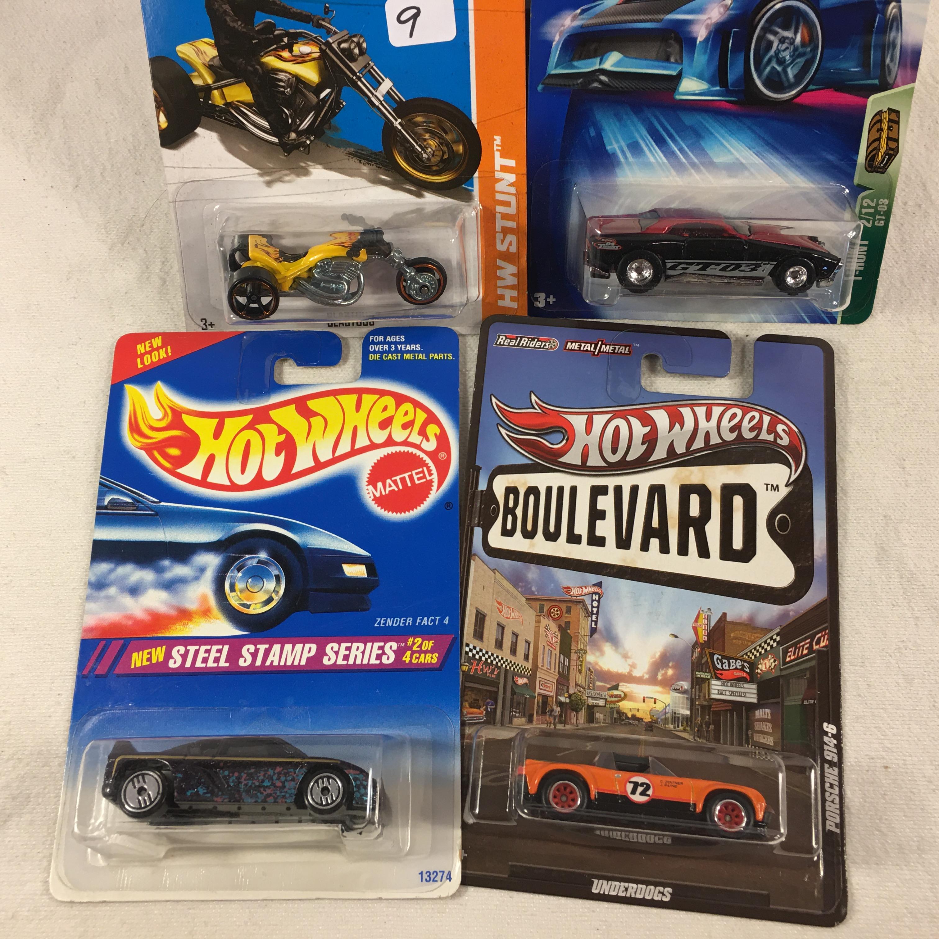 Lot of 4 Pcs Collector New in Package Hot wheels Mattel 1/64 Scale DieCast Metal & Plastic Parts