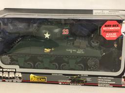 Collector Toy Mark Battery Operated M4A3 Scale 1/32 DieCast Metal 60103