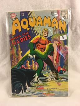 Collector Vintage DC Comics Aquaman Comic Book No.37