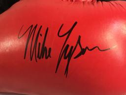 Collector Everlast Boxing Gloves Signed by Mike Tyson in Case w/ COA - See Pictures