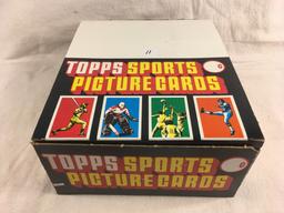 Collector Open Box, Sealed Packages Topps Sports Picture Cards - See Pictures