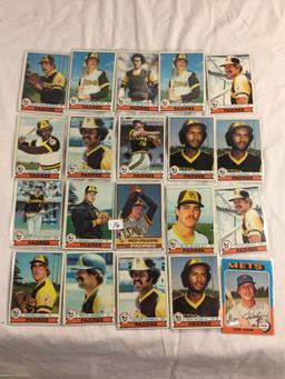 Lot of 20 Pcs Collector Loose Vintage Assorted Players Baseball Cards - See Pictures